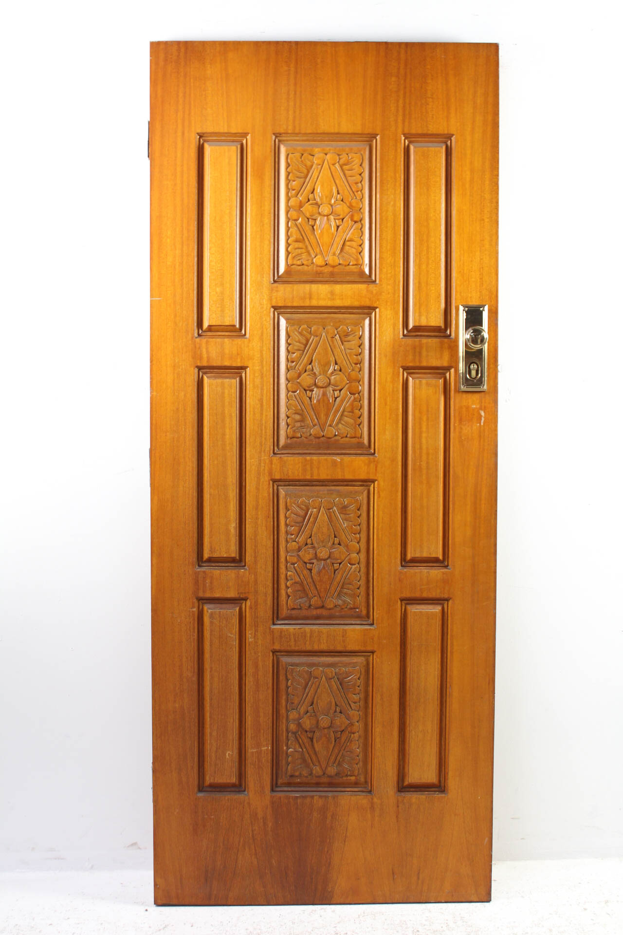 carved-front-door-renovators-paradise-recycled-doors